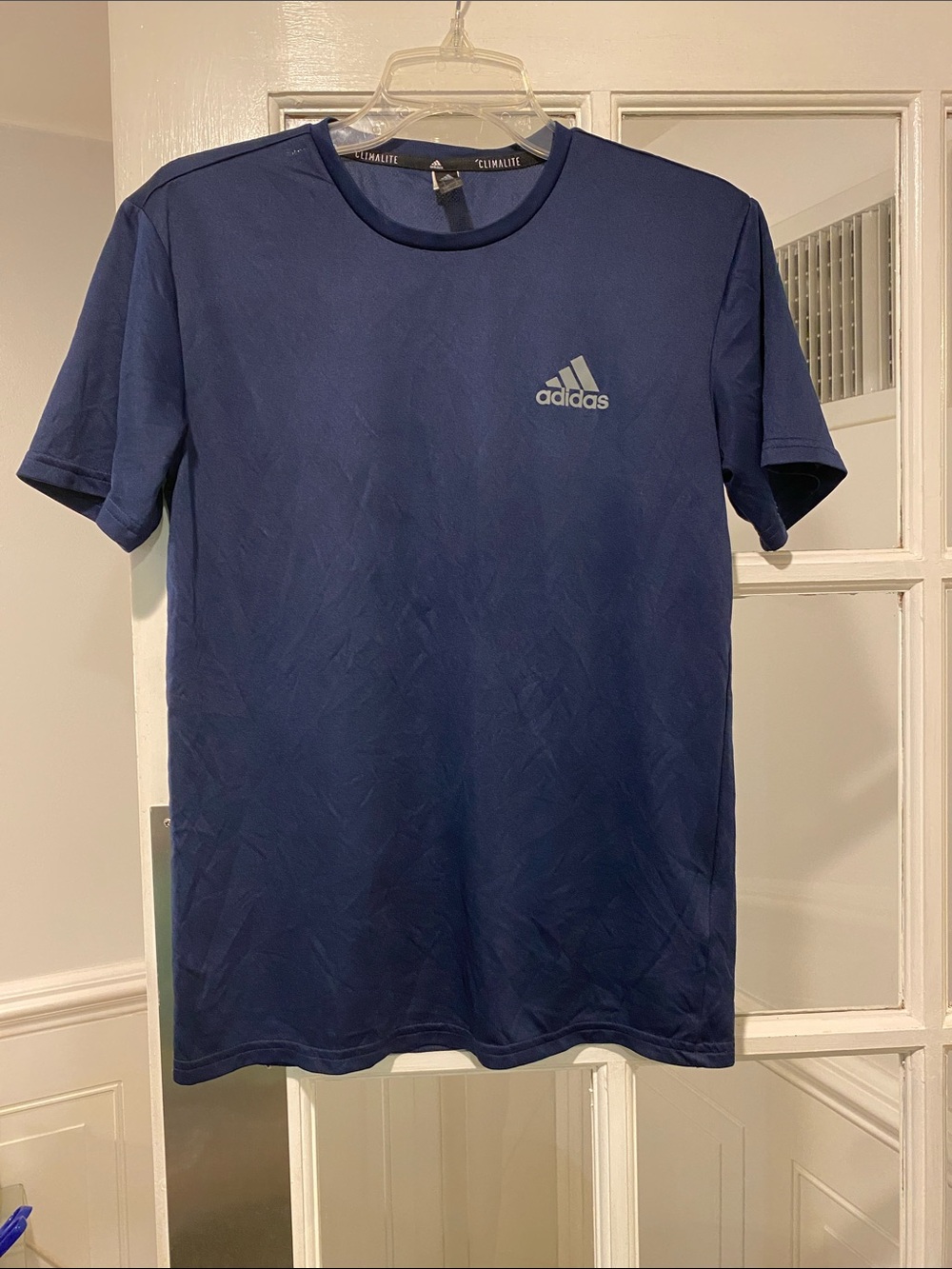 Adidas size Small unisex T-shirt good condition